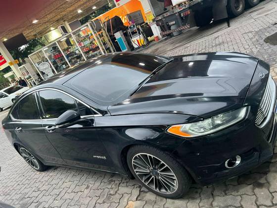 FORD FUSION 2.0 TITANIUM 16V HÍBRIDO 4P AUTOMÁTICO